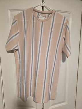Denim & Flower Peach, White & Gray Striped Tee